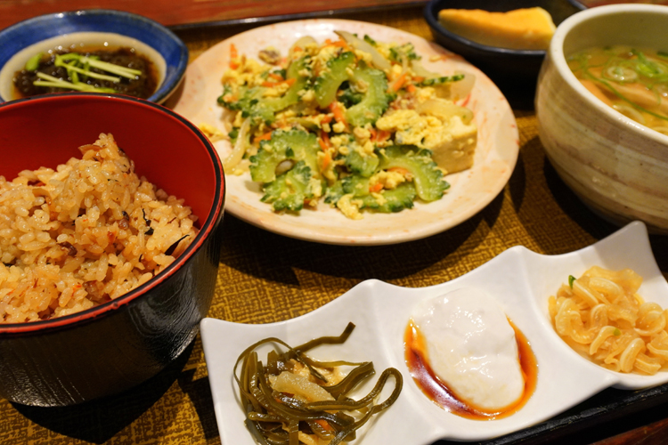 与那国島の美味しい夜ごはん